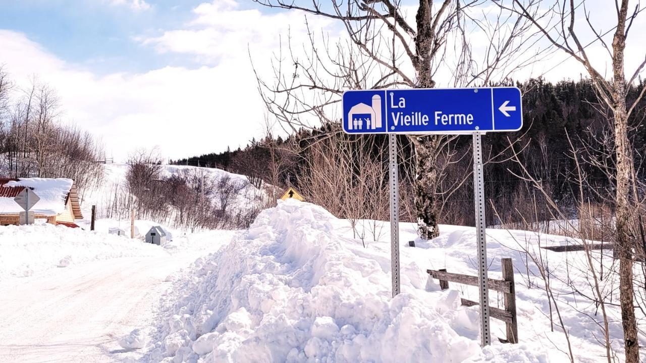 La Vieille Ferme, Ecogite Saint-Fulgence Exteriér fotografie