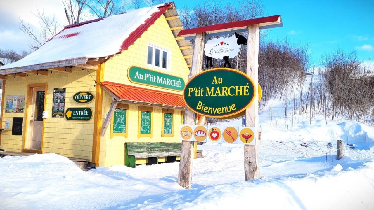 La Vieille Ferme, Ecogite Saint-Fulgence Exteriér fotografie